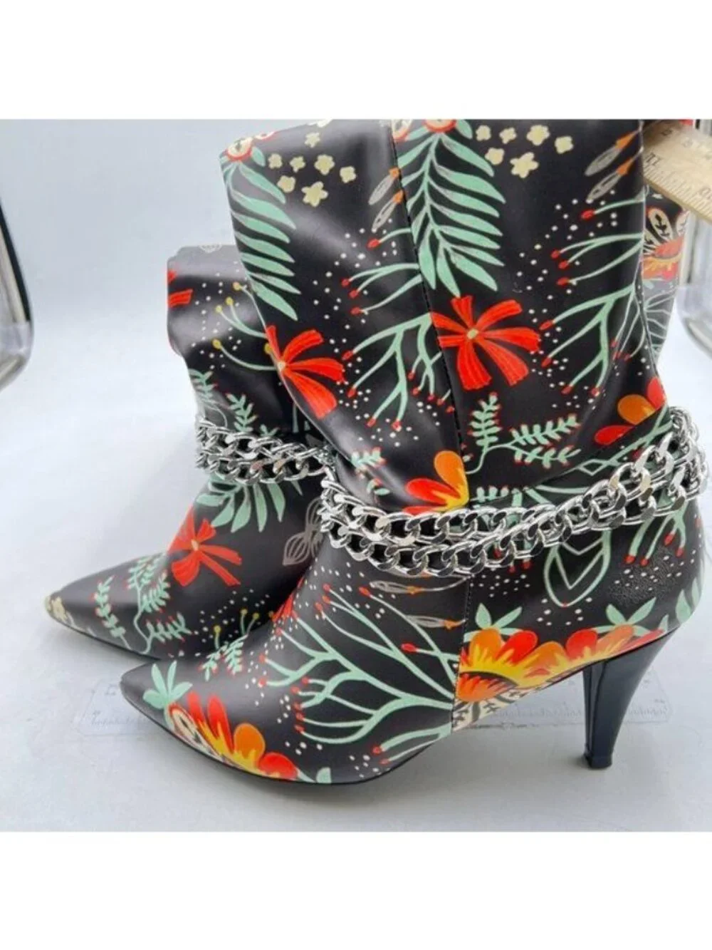 Women's Leather Pointed-Toe Stiletto Knee High Booties Sexy Metal Chain Decor